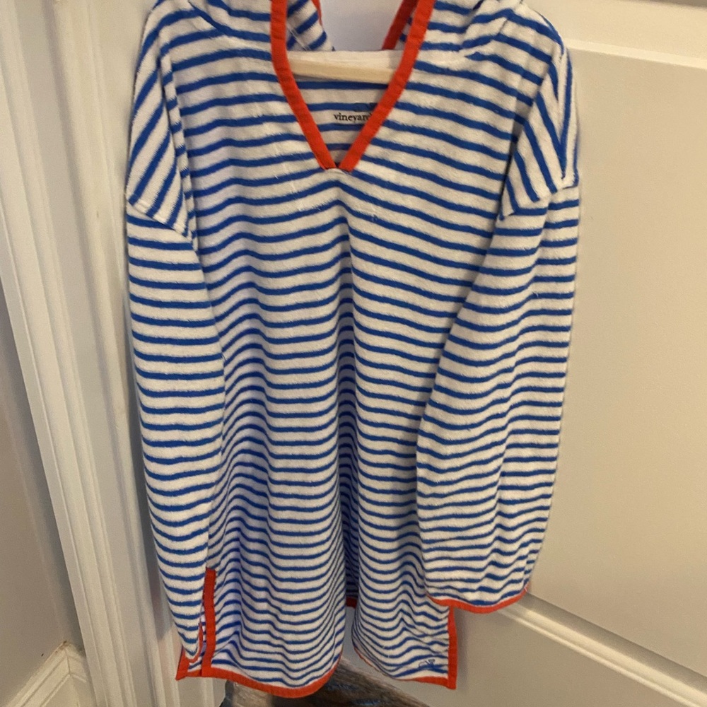 Vineyard Vines Blue and White Striped bathing suit cover up with hood size M